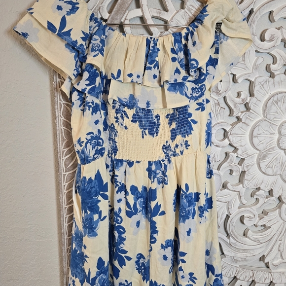 Sugarlips Azure Kona Blue and Cream Floral Ruffled Romper Size L - Picture 9 of 9